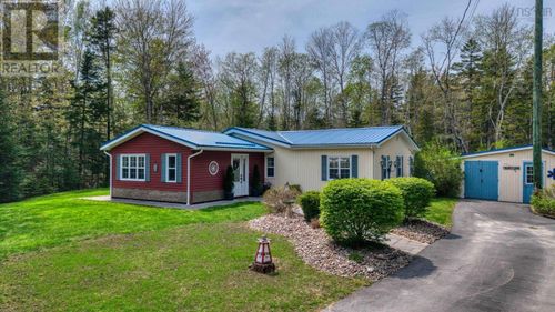 245 Forest Drive, New Germany, NS, B0R1E0 | Card Image