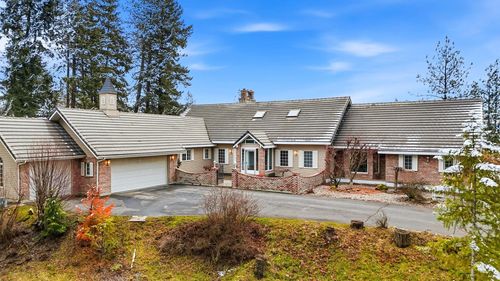 21727 N Vista Cir, Colbert, WA, 99005-9535 | Card Image