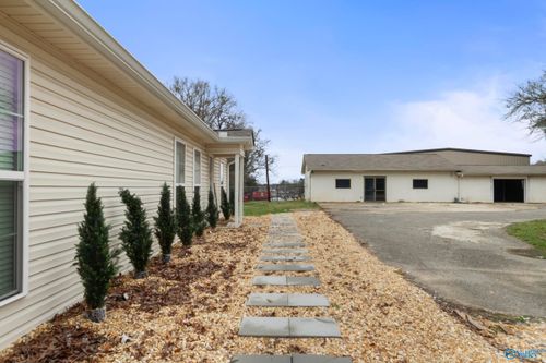 2430 39th St, Tuscaloosa, AL, 35405-2840 | Card Image
