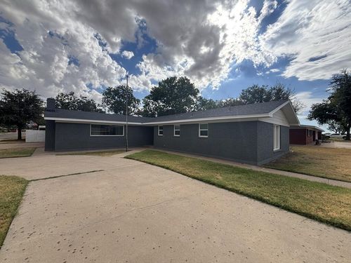 3000 34th St, Snyder, TX, 79549-5208 | Card Image