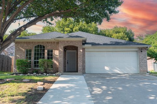2008 Brownwood Ave, Grand Prairie, TX, 75052-7539 | Card Image