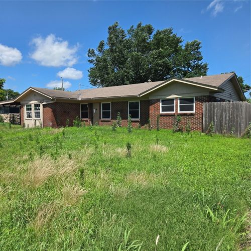 425 Oak Park Rd, Bartlesville, OK, 74003-1522 | Card Image