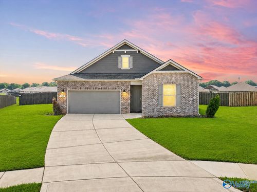 340 Mistfield St, Huntsville, AL, 35811-1686 | Card Image