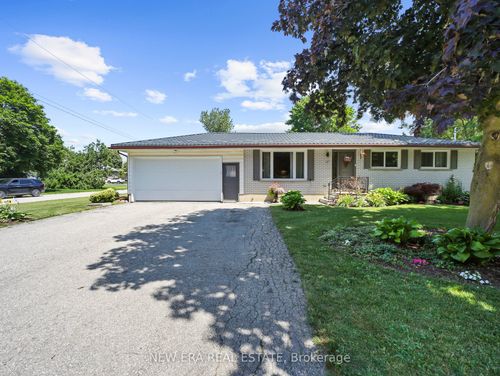 1031 Queens Bush Rd, Wellesley, ON, N0B2T0 | Card Image
