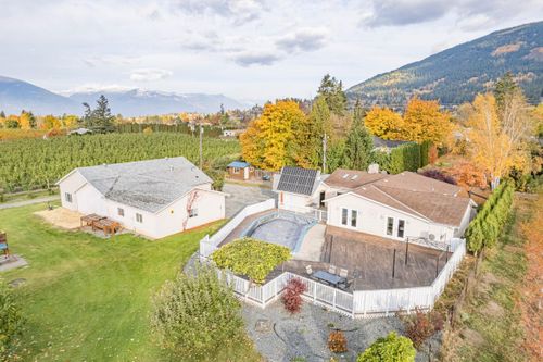 2819 Erickson Rd, Creston, BC, V0B1G1 | Card Image