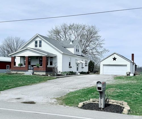 412 E 23rd St, Ferdinand, IN, 47532-9186 | Card Image