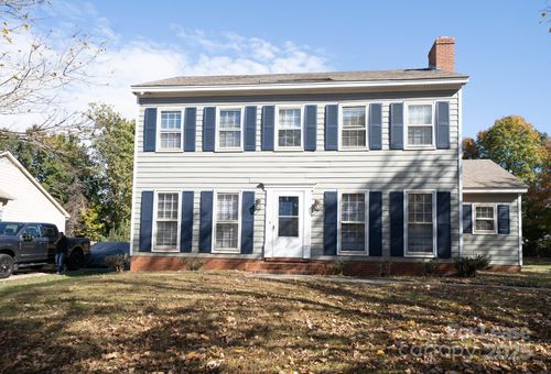 2219 Heather Glen Ln, Charlotte, NC, 28208-2483 | Card Image