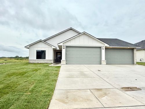 2612 S Willow Oak St, Wichita, KS, 67230-9280 | Card Image