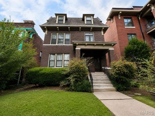 6028 Pershing Ave, Saint Louis, MO, 63112-1310 | Card Image