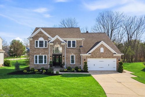 9943 Brookhill Circle, Twinsburg, OH, 44087 | Card Image