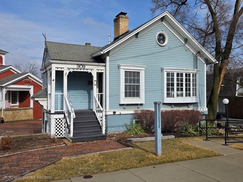 309 Old Mchenry Rd, Long Grove, IL, 60047-8863 | Card Image