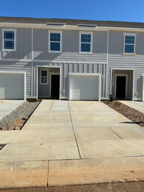 220 Darlington Dr, Dickson, TN, 37055 | Card Image