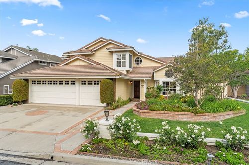 5 Pinewood Dr, Coto De Caza, CA, 92679-4707 | Card Image
