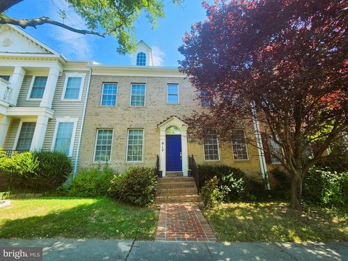 917 Crestfield Dr, ROCKVILLE, MD, 20850-6080 | Card Image