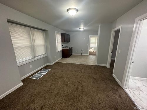 7087 Chatfield St, Detroit, MI, 48209-2004 | Card Image