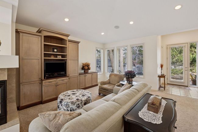Built ins | Image 12