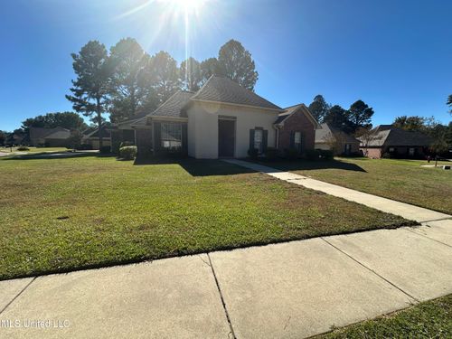 101 Cedar Green Cv, Canton, MS, 39046-3372 | Card Image