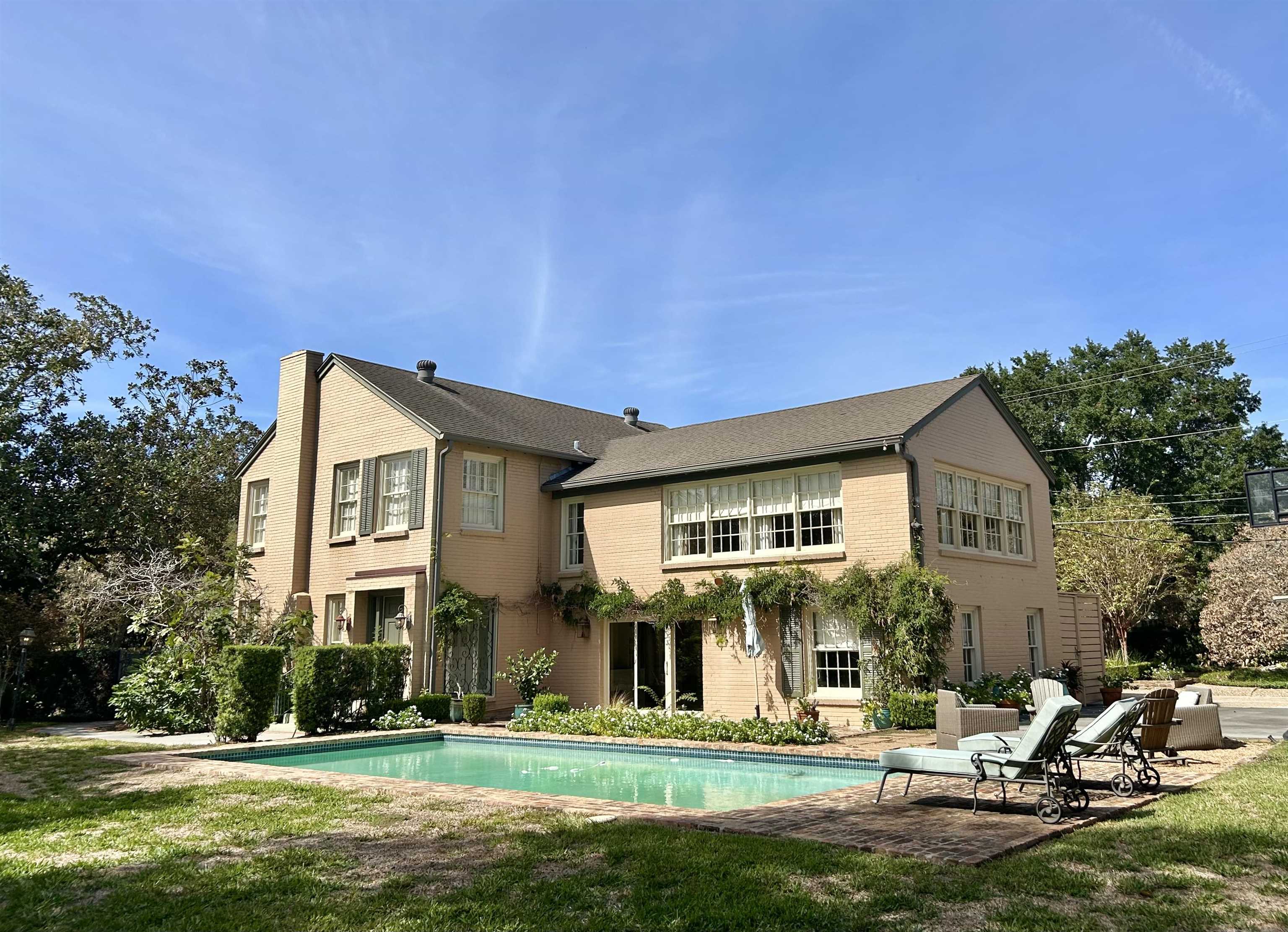 Ridgeland St, Beaumont, TX 77706