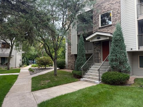 31-2120 Ridge Dr, Saint Louis Park, MN, 55416-5614 | Card Image