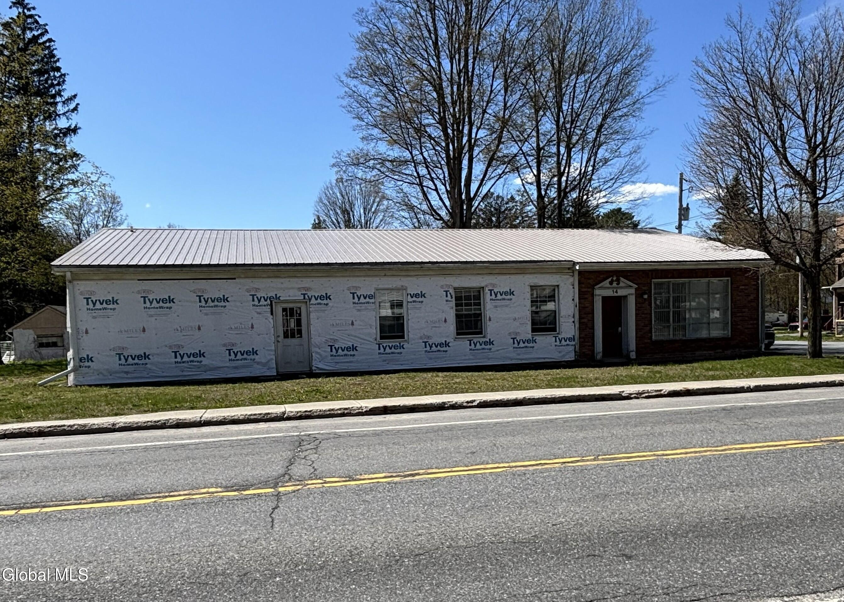 14 S Park St, Cambridge, NY 12816