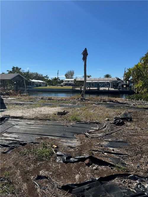 2359 Sycamore St, Saint James City, FL, 33956-2067 | Card Image