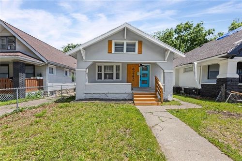 4243 Agnes Ave, Kansas City, MO, 64130-1411 | Card Image