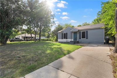 3921 Hay Avenue, House other with 3 bedrooms, 1 bathrooms and null parking in Waco TX | Image 3