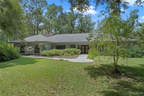 22347 Golden Retriever Ln, Brooksville, FL, 34601-4113 | Card Image