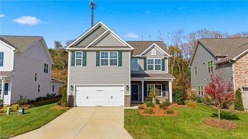 2944 Flat Rock Dr, Winston Salem, NC, 27127-8878 | Card Image