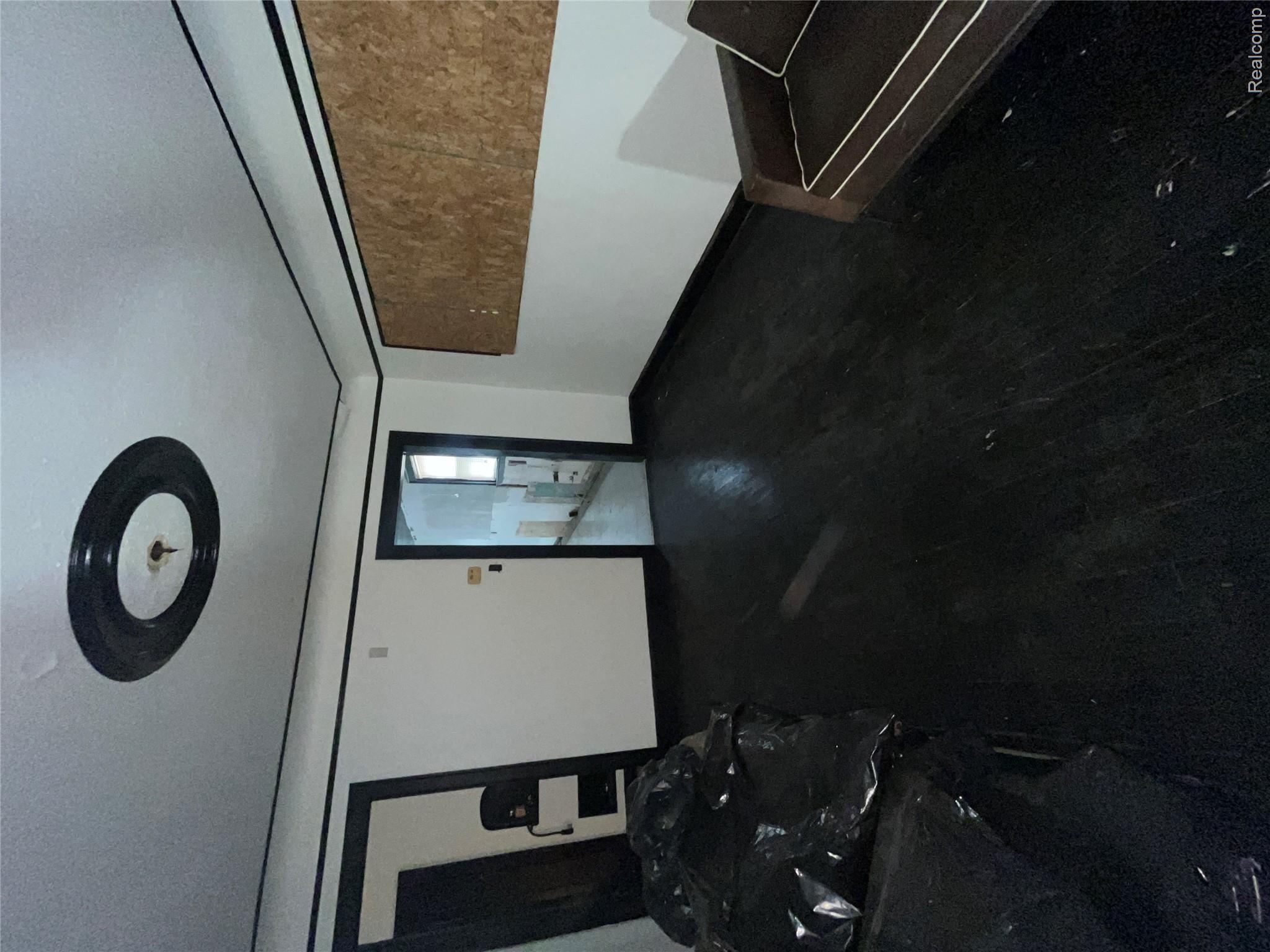 Residential in Detroit 4