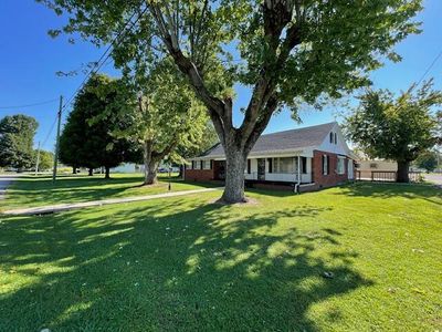 192 West Street, House other with 5 bedrooms, 2 bathrooms and null parking in Brodhead KY | Image 3