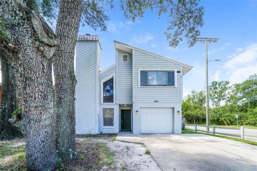 4601 Serena Dr, TAMPA, FL, 33617-3945 | Card Image