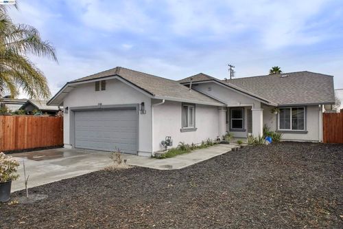 1740 Denver St, Modesto, CA, 95358-5543 | Card Image