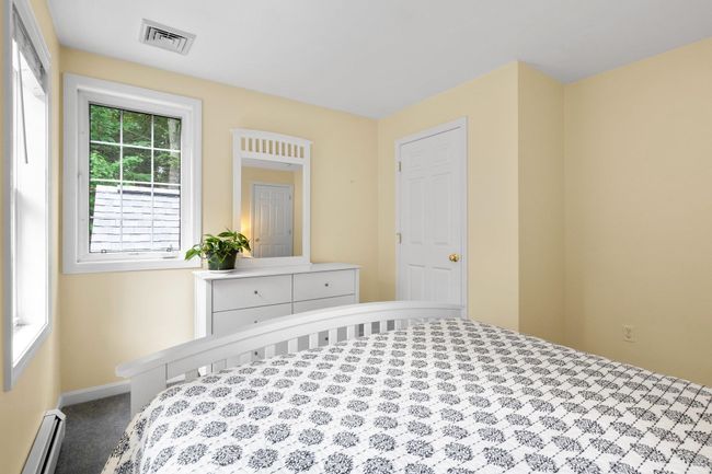 16 Ann Logan Cir, House other with 3 bedrooms, 3 bathrooms and null parking in Raymond NH | Image 31