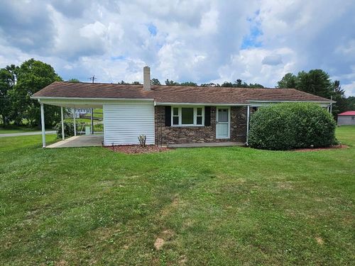 54 Forest Ln, Galax, VA, 24333-4652 | Card Image