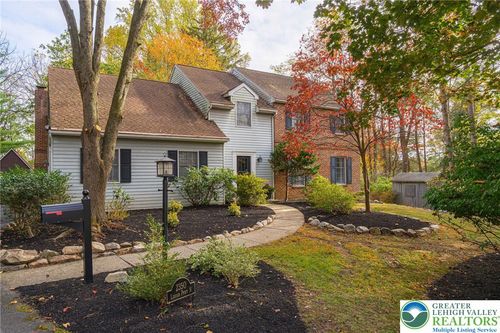 2350 Lehigh Pkwy N, Allentown, PA, 18103-3748 | Card Image