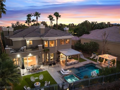 9040 Thornbury Ln, Las Vegas, NV, 89134-6169 | Card Image