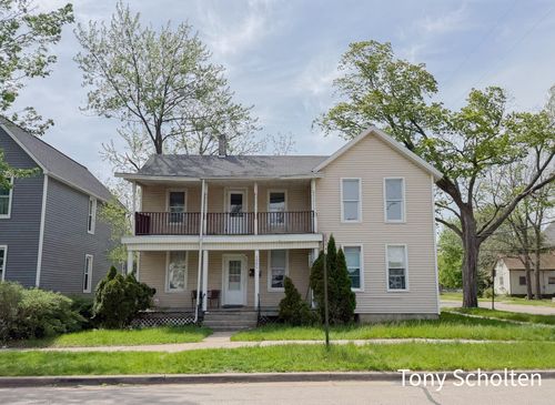 1351 Broadway Avenue Nw, Grand Rapids, MI, 49504 | Card Image