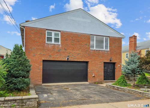 167 George St, Hartford, CT, 06114-2820 | Card Image