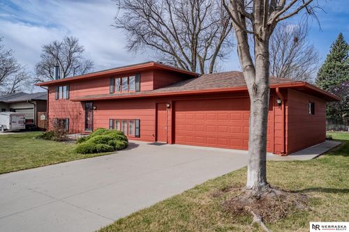 121 S William Ave, Fremont, NE, 68025-5952 | Card Image