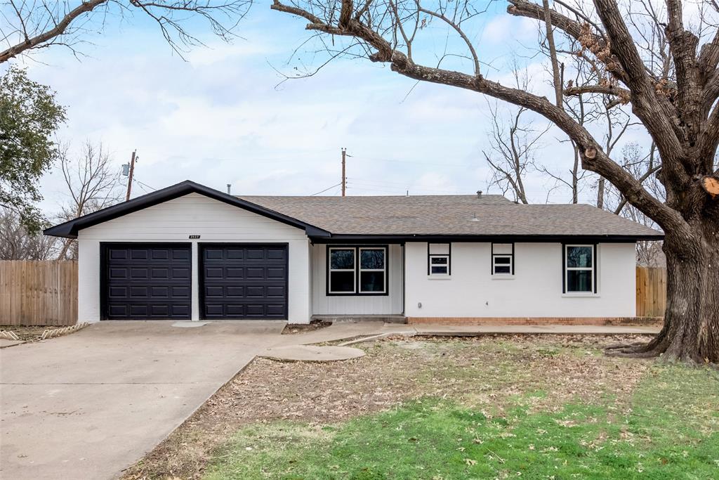 Beaton St, Corsicana, TX 75110