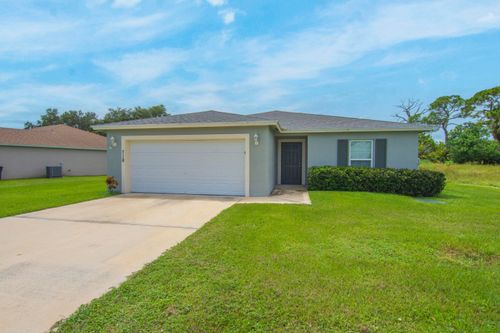 718 Ne Perch Ln, Port St. Lucie, FL, 34983-1213 | Card Image