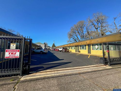 695-659 - 695 Cottage St Ne, Salem, OR, 97301-2419 | Card Image