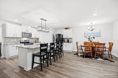 5150 Gaineswood Dr, Milton, FL, 32583-7560 | Card Image