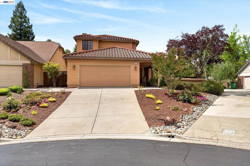 55 Rainbow Bridge Way, San Ramon, CA, 94582-4612 | Card Image