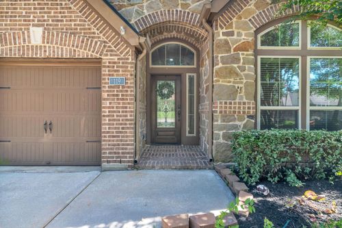 119 Colina Vista Way, Montgomery, TX, 77316-7602 | Card Image