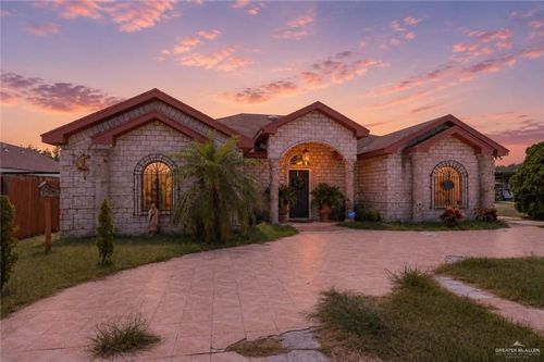 2305 N Kennedy Dr, Weslaco, TX, 78599-8800 | Card Image