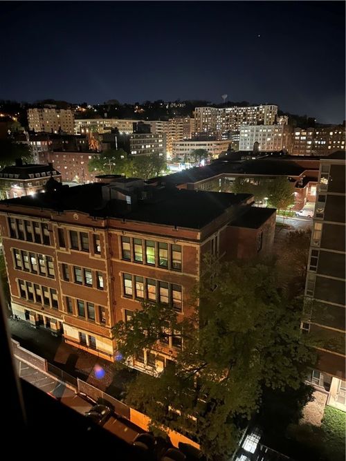 apt-911-128 N Craig St, Oakland, PA, 15213-2741 | Card Image