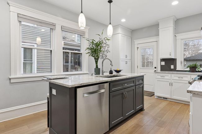 2735 Colfax Ave S, House other with 3 bedrooms, 3 bathrooms and null parking in Minneapolis MN | Image 10