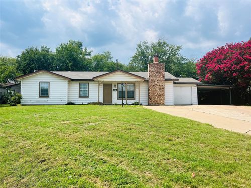 109 Ne Cindy Ln, Burleson, TX, 76028-3410 | Card Image